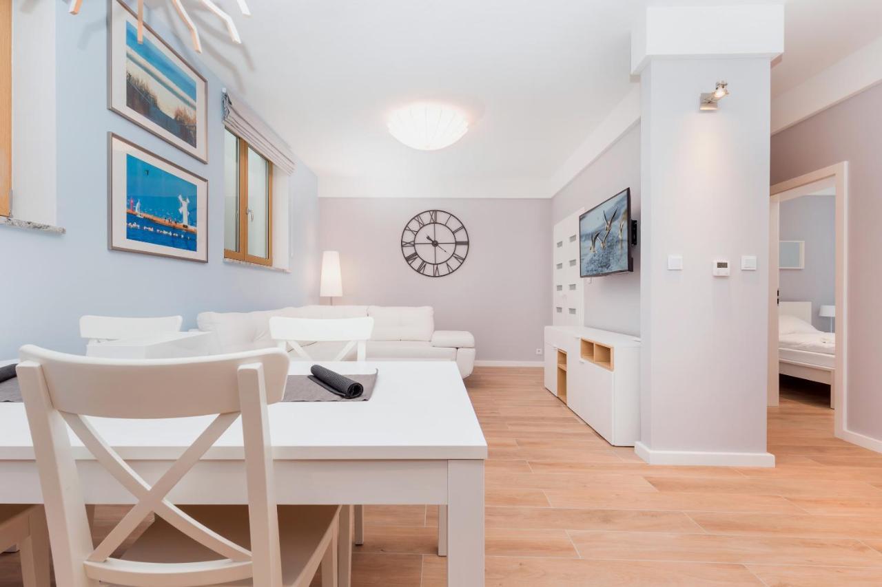 Underground Apartment In A Lux Holiday House Posejdon By Renters Prestige Kołczewo Extérieur photo